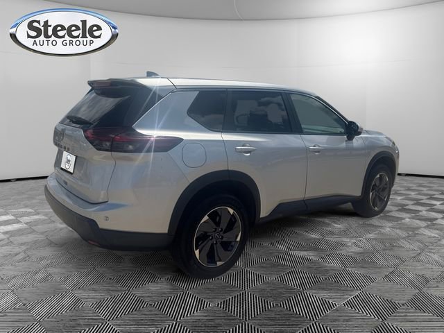 Used 2025 Nissan Rogue SV FWD image 5