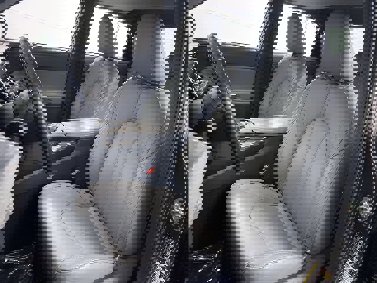 Used 2019 Toyota Avalon XLE w/ Moonroof Package image 12