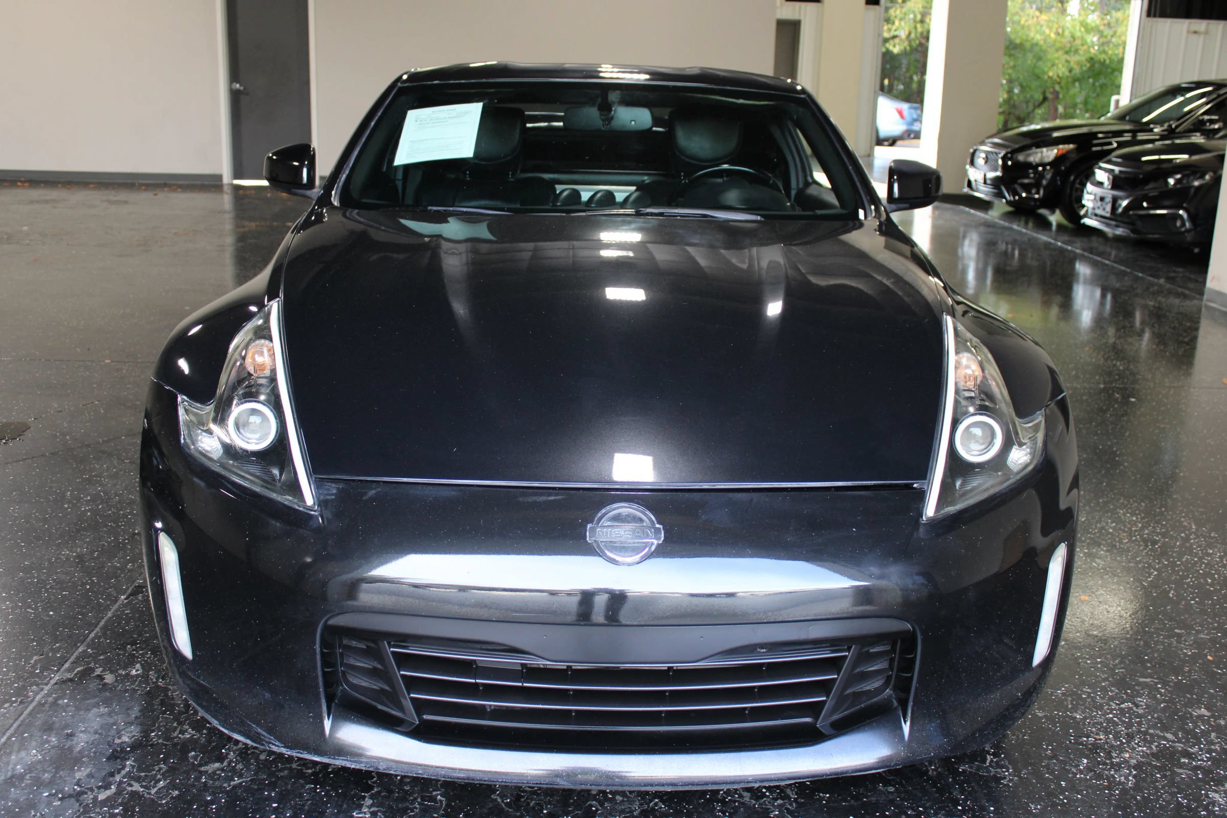 Used 2014 Nissan 370Z Touring w/ Sport Package RWD image 6