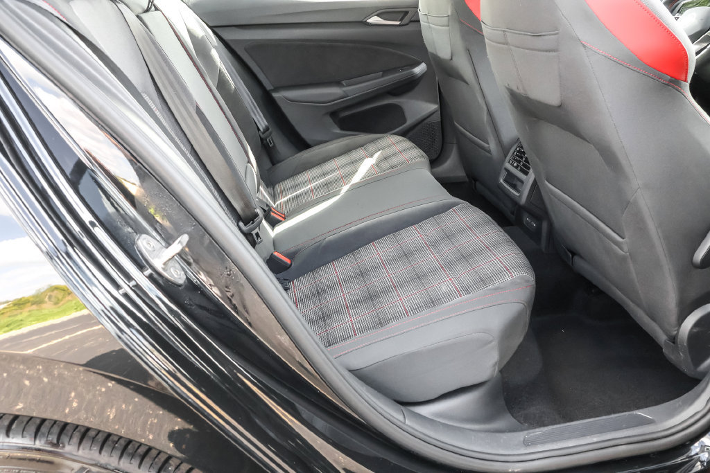 Certified 2024 Volkswagen GTI S FWD image 30