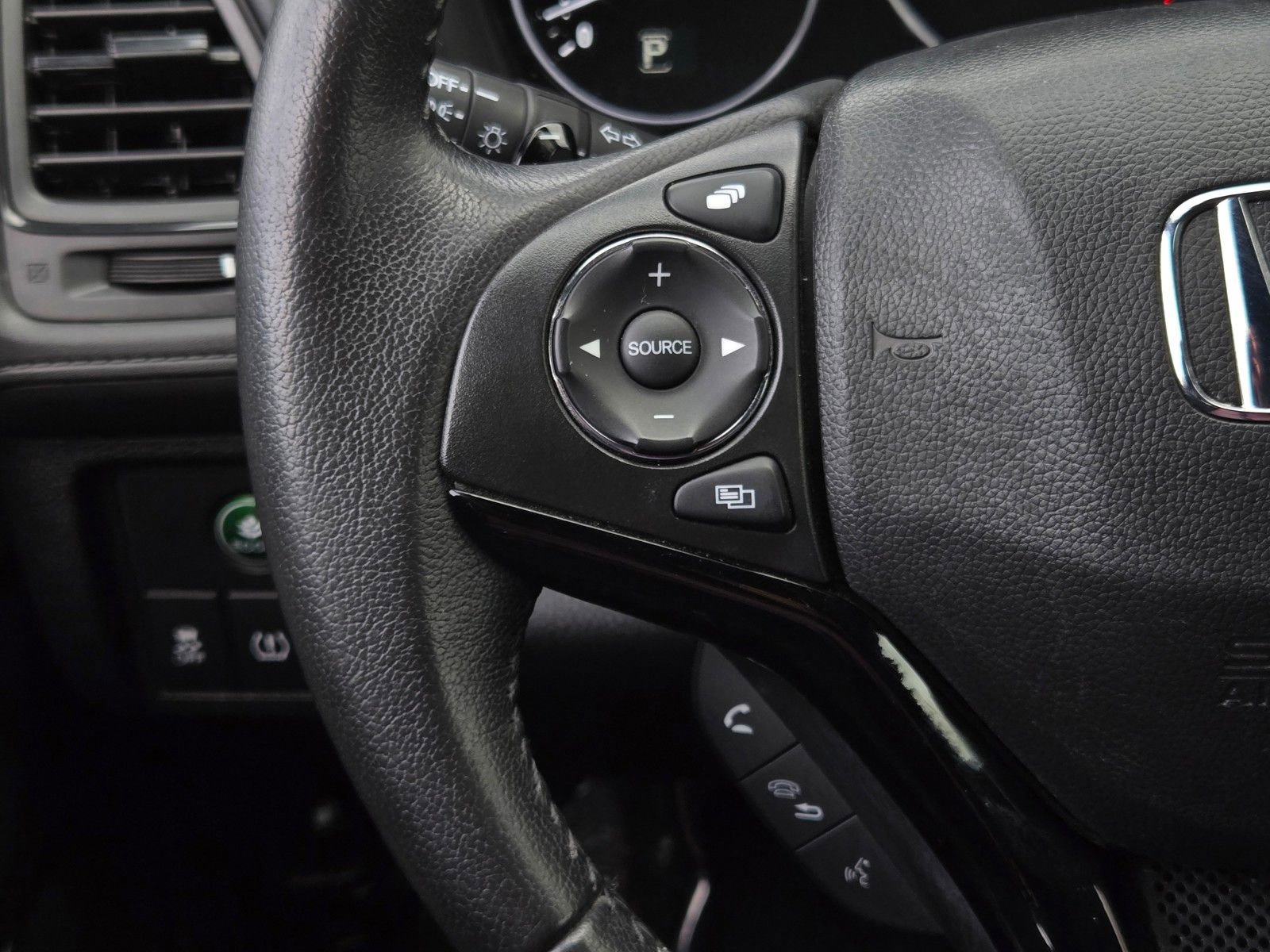 Used 2019 Honda HR-V Sport image 18