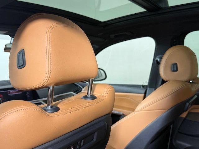 Used 2023 BMW X5 xDrive40i w/ Premium Package AWD/4WD image 29