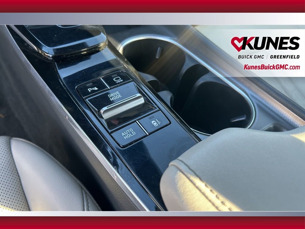 Used 2023 Hyundai Sonata Limited image 36