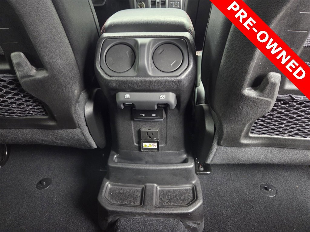 Used 2018 Jeep Wrangler Unlimited Rubicon w/ Dual Top Group image 19