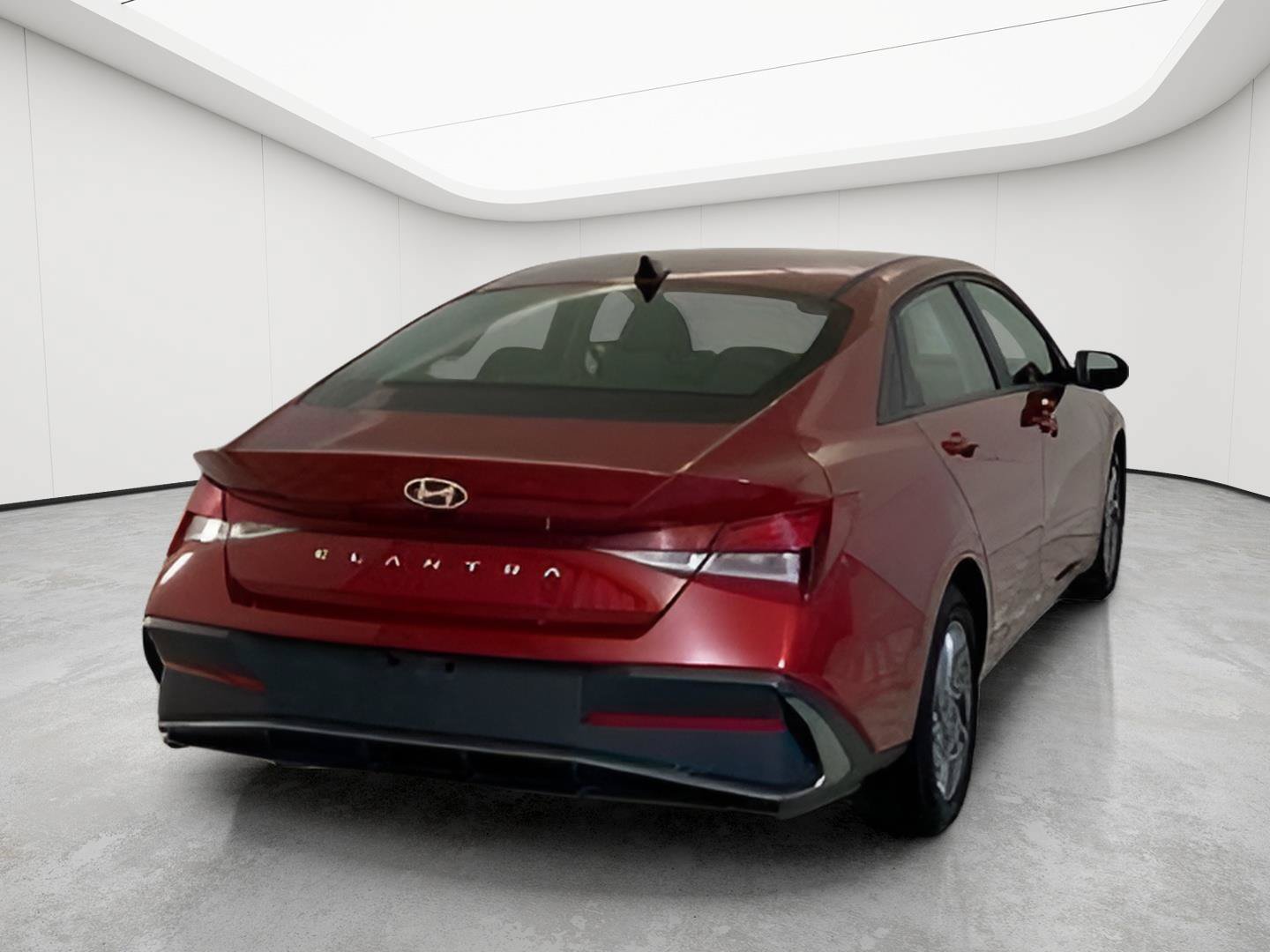 Used 2024 Hyundai Elantra SEL FWD image 17