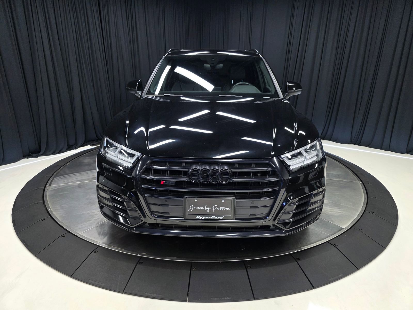 Used 2020 Audi SQ5 Premium Plus w/ Premium Plus Package AWD/4WD image 7