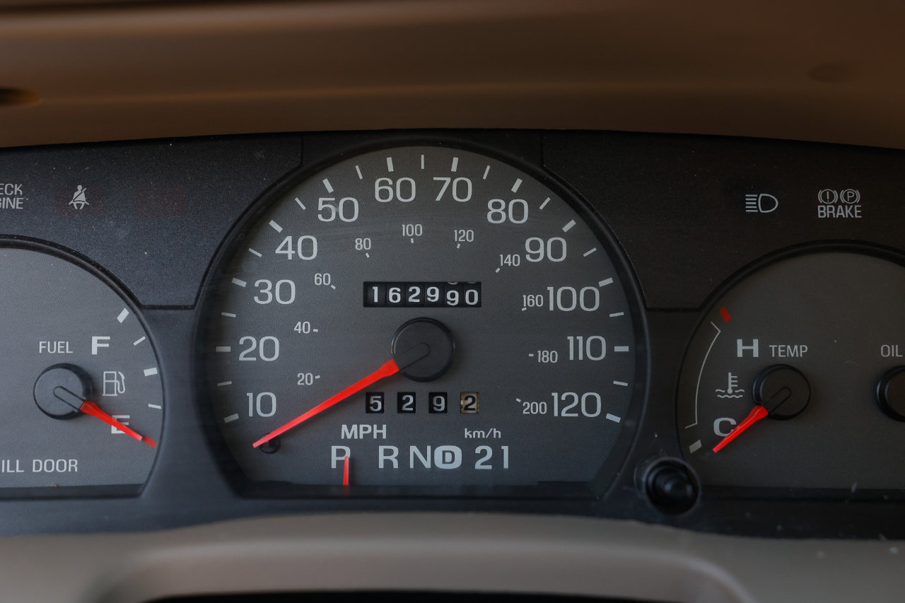 Used 2005 Mercury Grand Marquis GS image 37