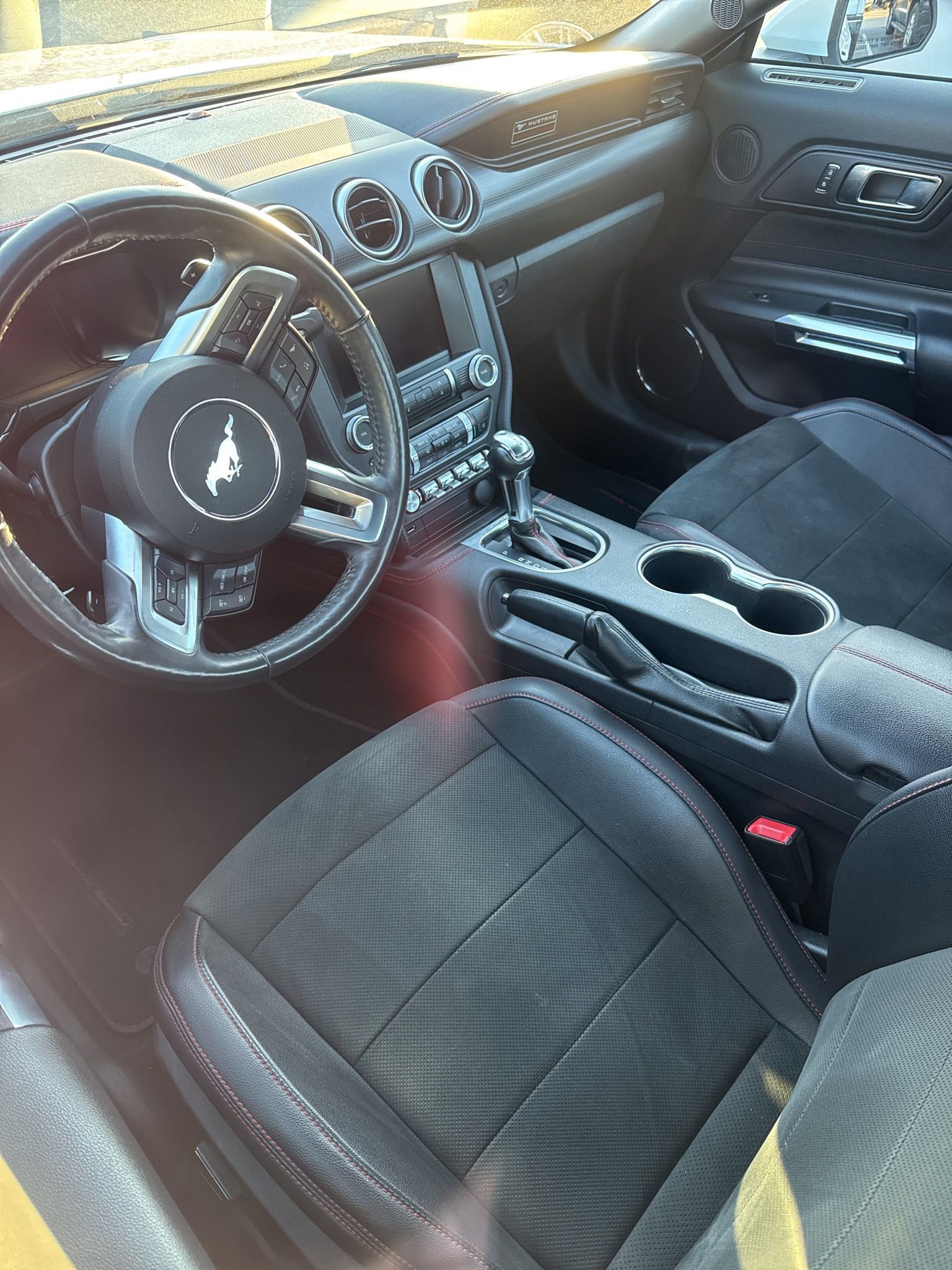 Used 2019 Ford Mustang GT Premium w/ Equipment Group 401A image 5