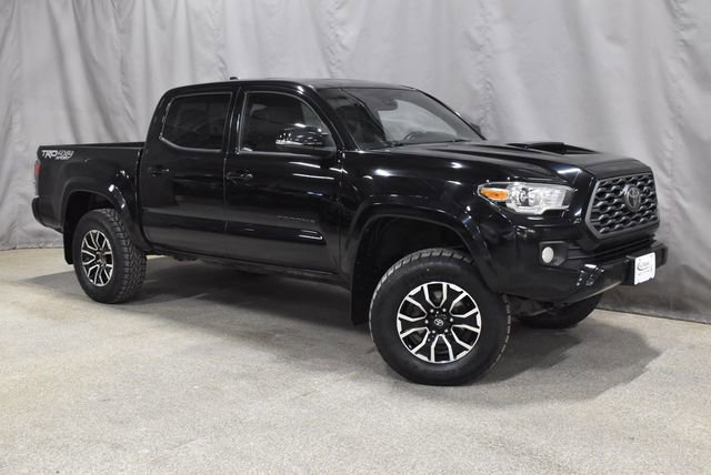 Used 2020 Toyota Tacoma TRD Sport image 4