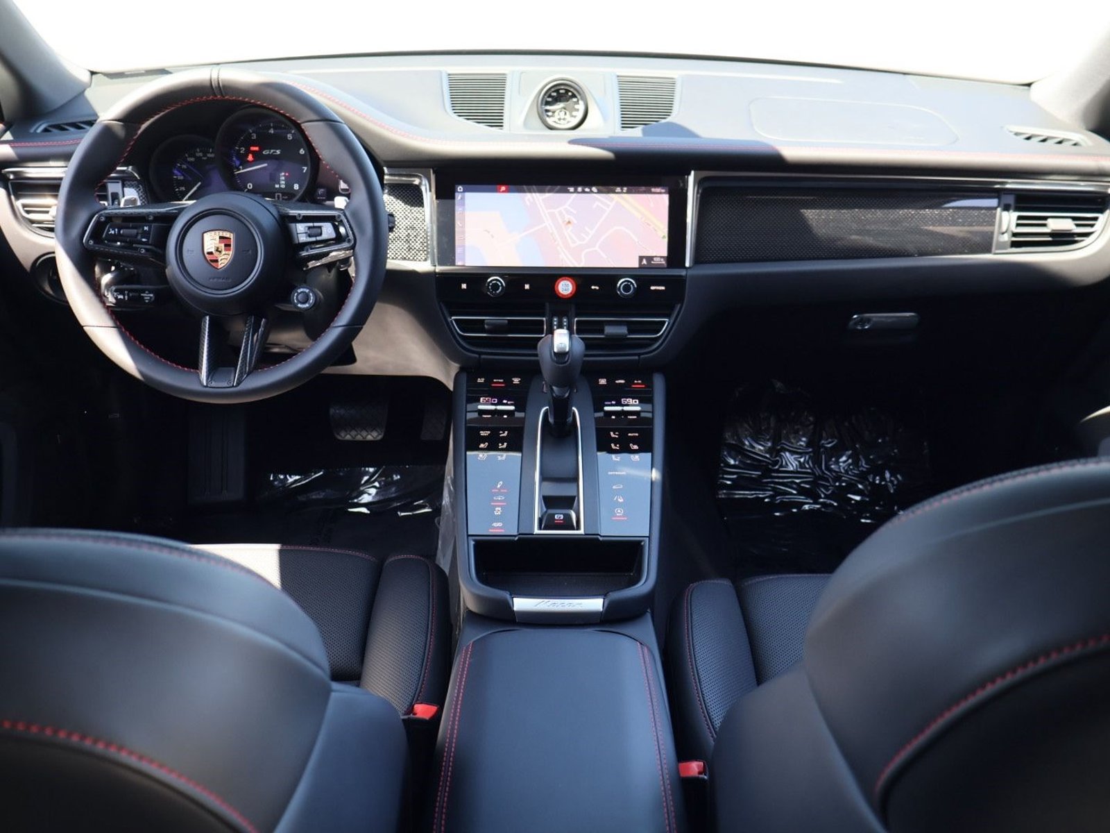 New 2026 Porsche Macan GTS AWD/4WD image 21