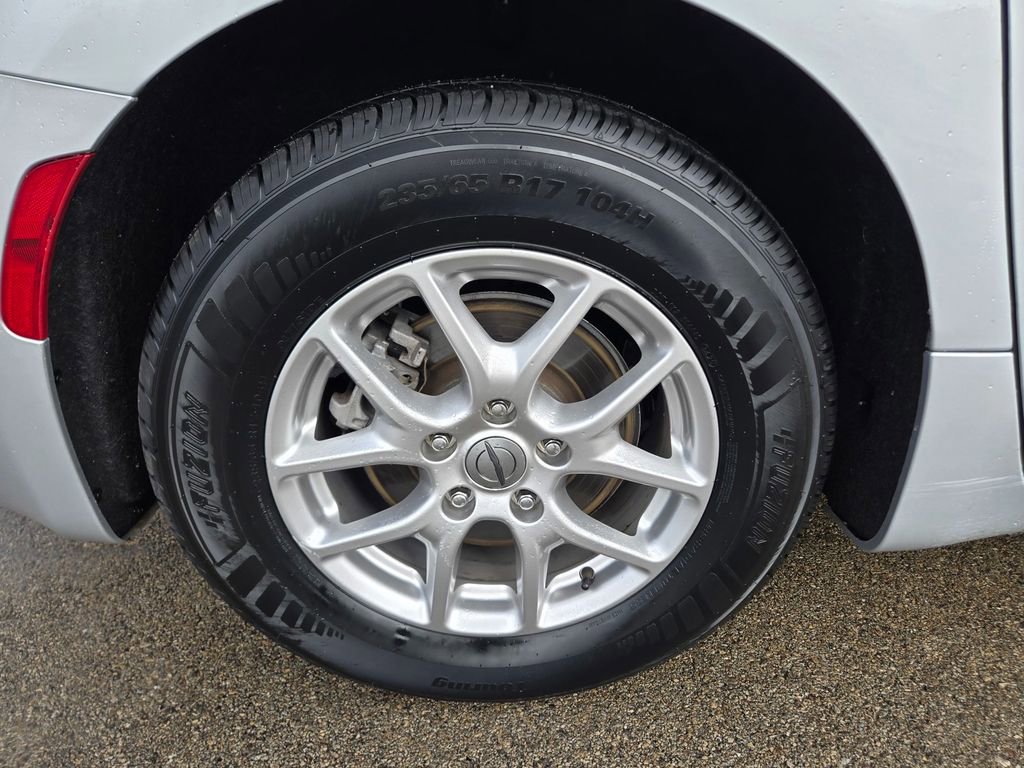 Used 2024 Chrysler Pacifica Touring-L FWD image 45