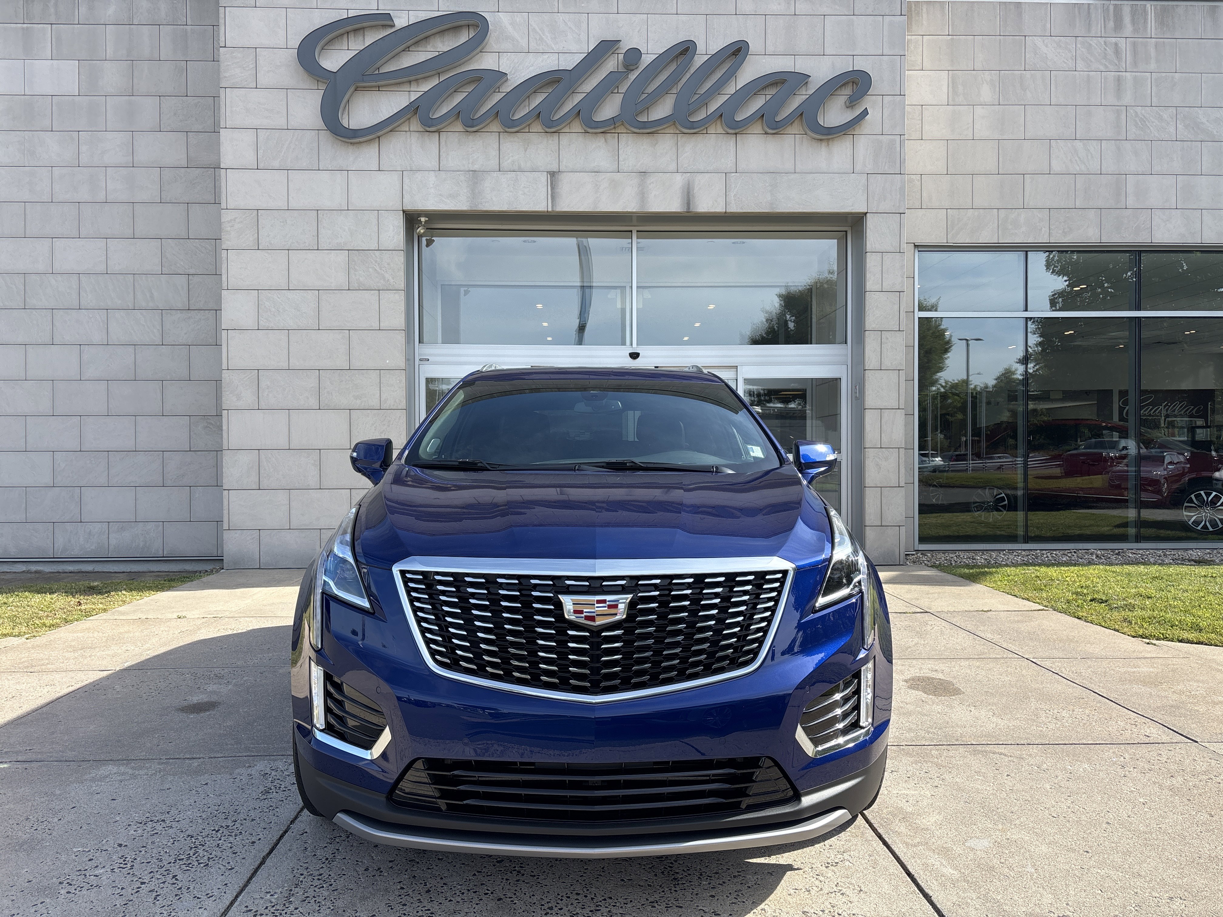 Used 2025 Cadillac XT5 Premium Luxury image 13