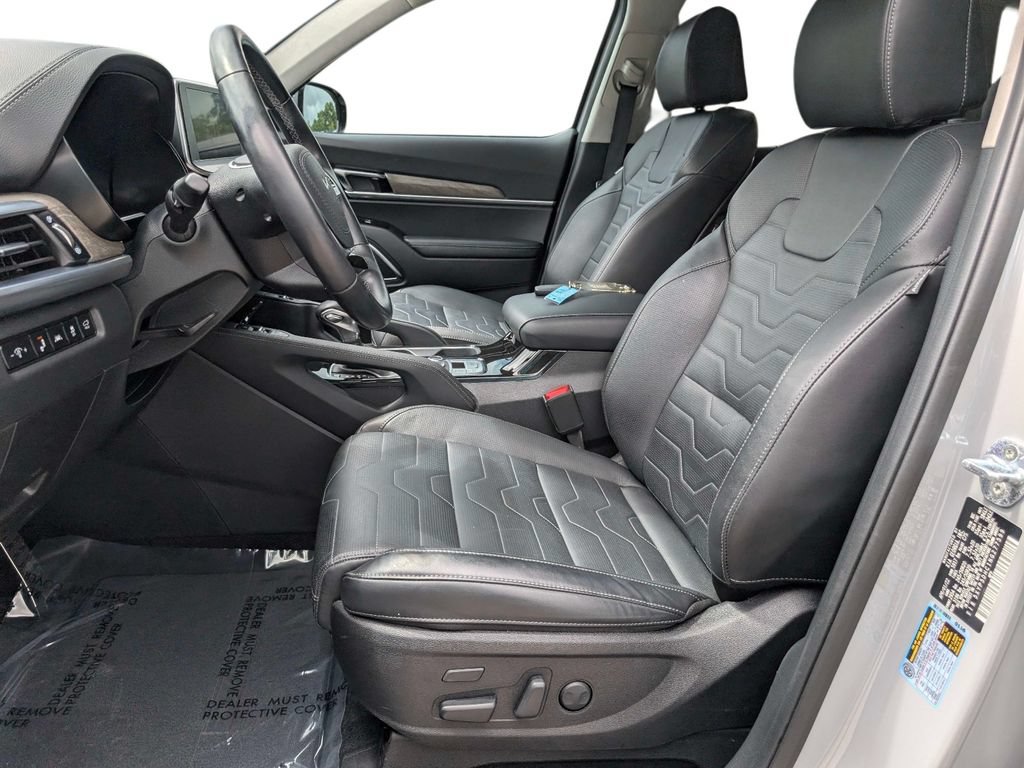 Certified 2022 Kia Telluride SX w/ SX Prestige Package AWD/4WD image 16