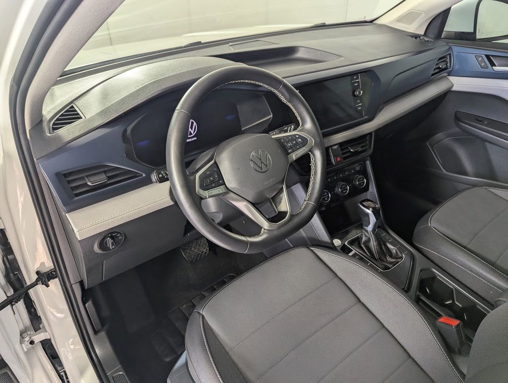 Used 2024 Volkswagen Taos SE FWD image 34