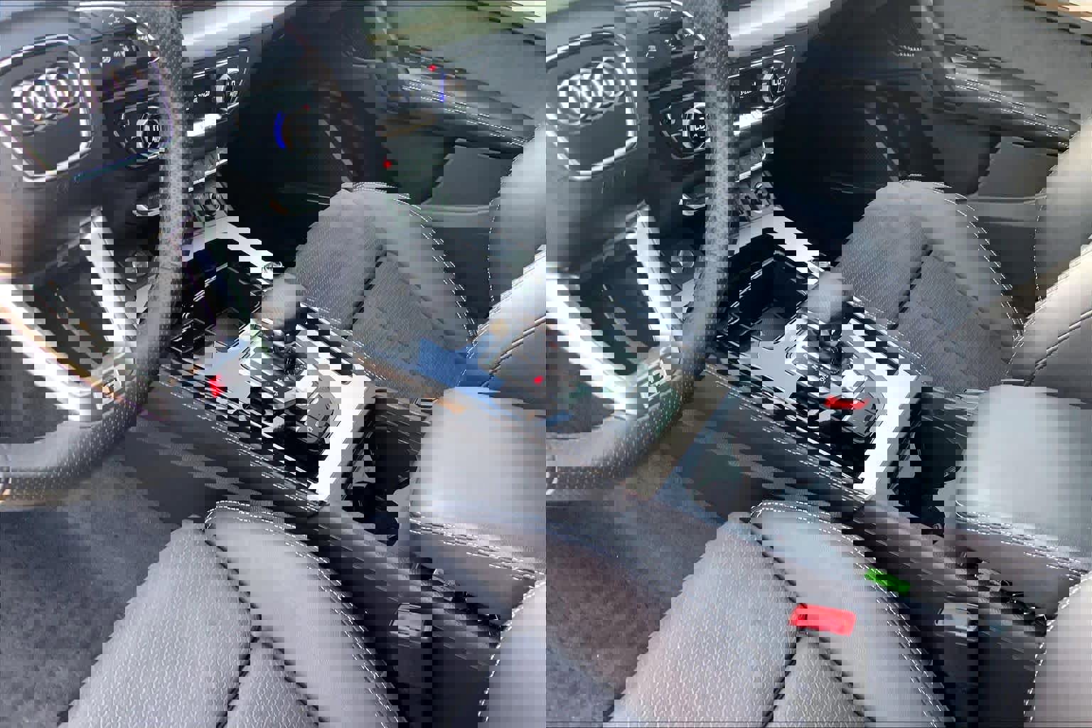 Used 2024 Audi Q5 e Premium Plus image 17