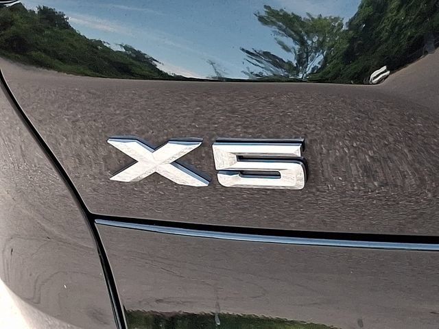 Used 2023 BMW X5 xDrive40i w/ Premium Package AWD/4WD image 38