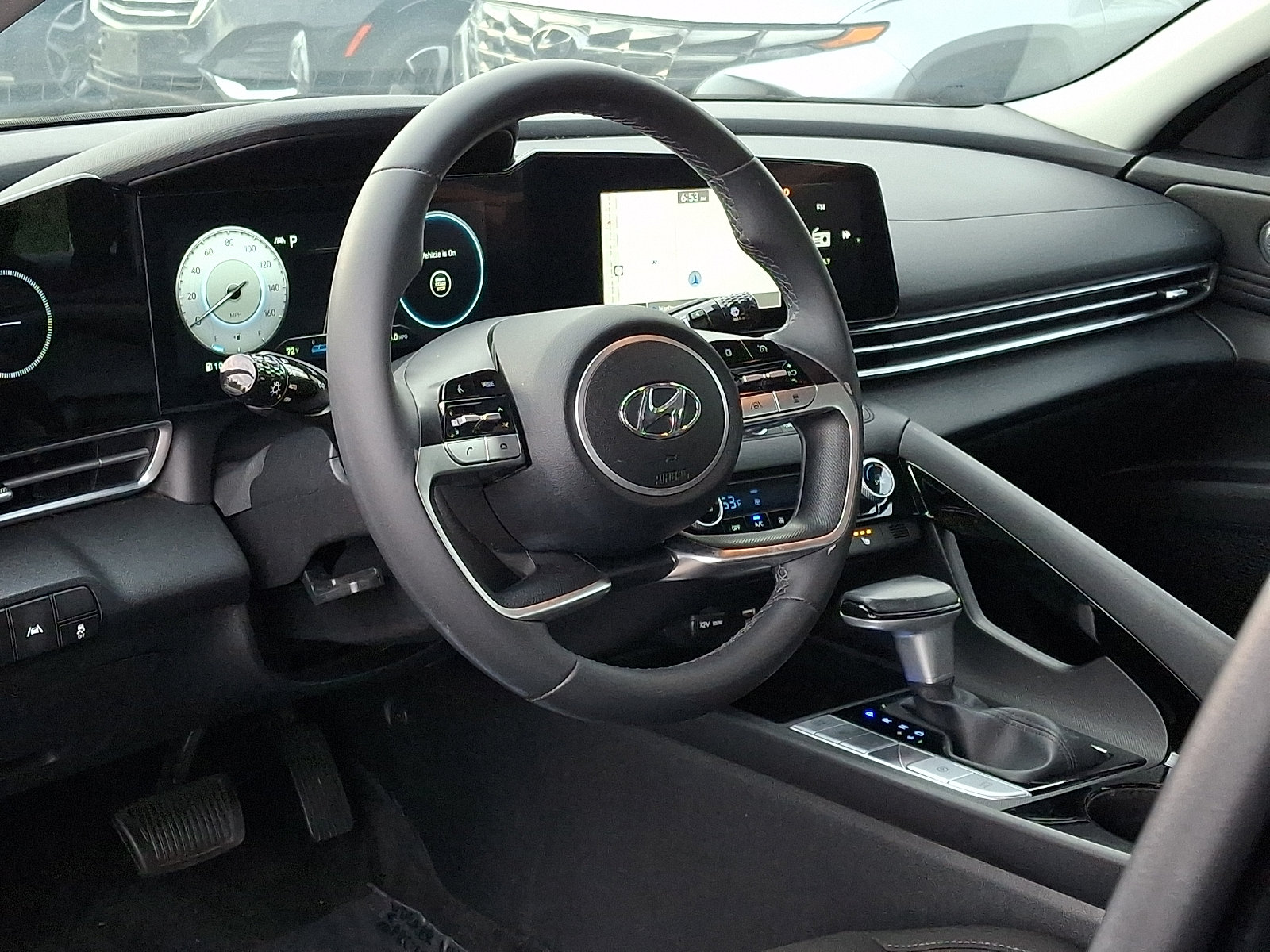 Used 2023 Hyundai Elantra SEL w/ Convenience Package FWD image 16