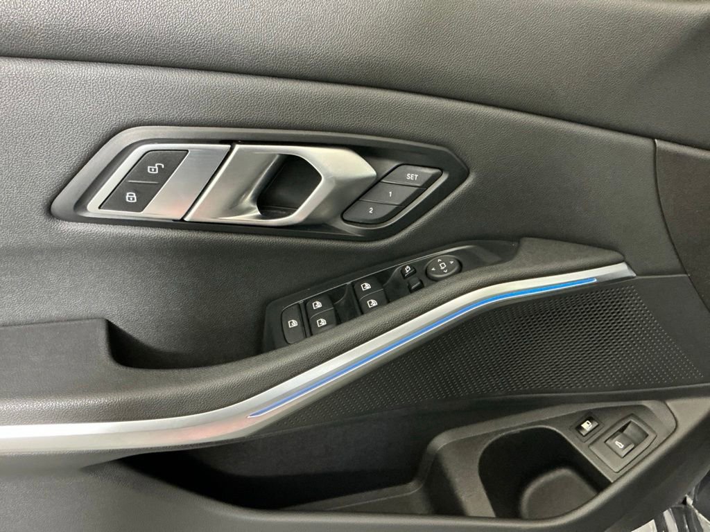 Used 2021 BMW 330e w/ Convenience Package RWD image 18