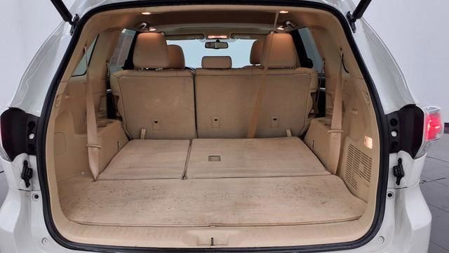 Used 2015 Toyota Highlander XLE image 12