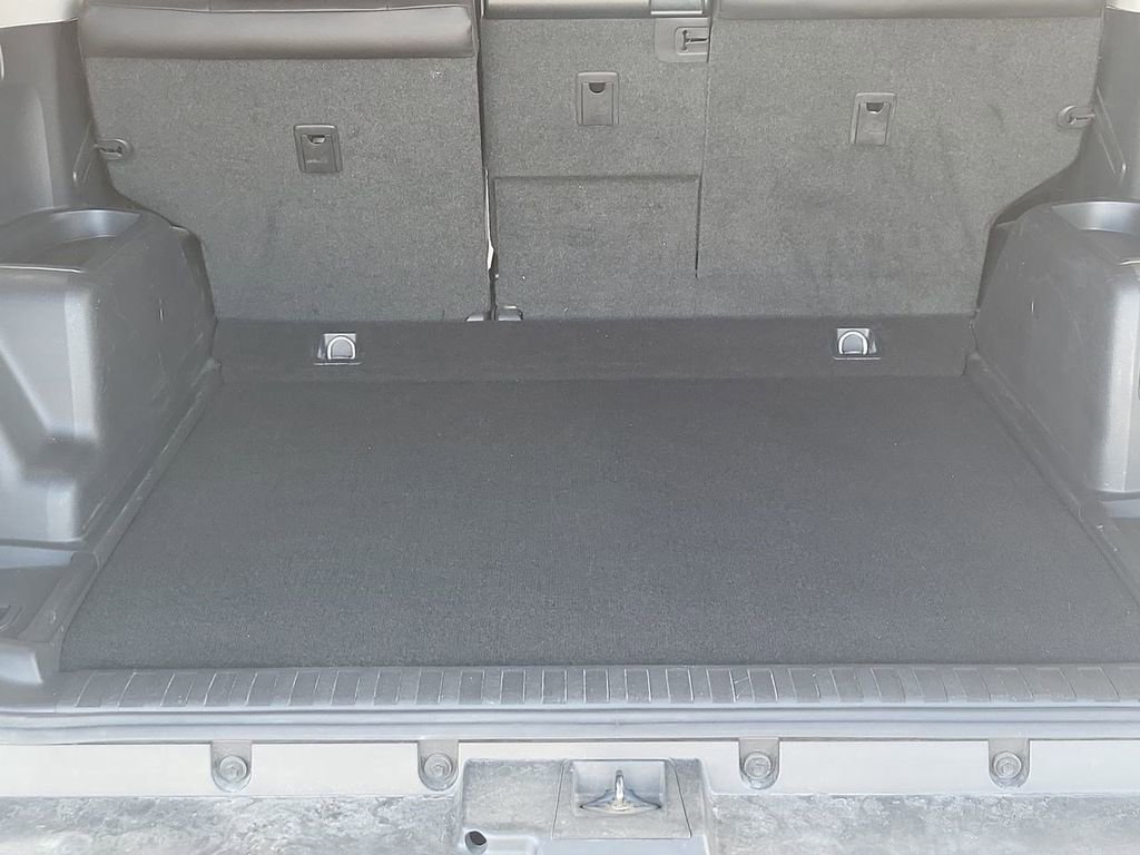 Used 2020 Toyota 4Runner TRD Off-Road Premium w/ Moonroof Package AWD/4WD image 33