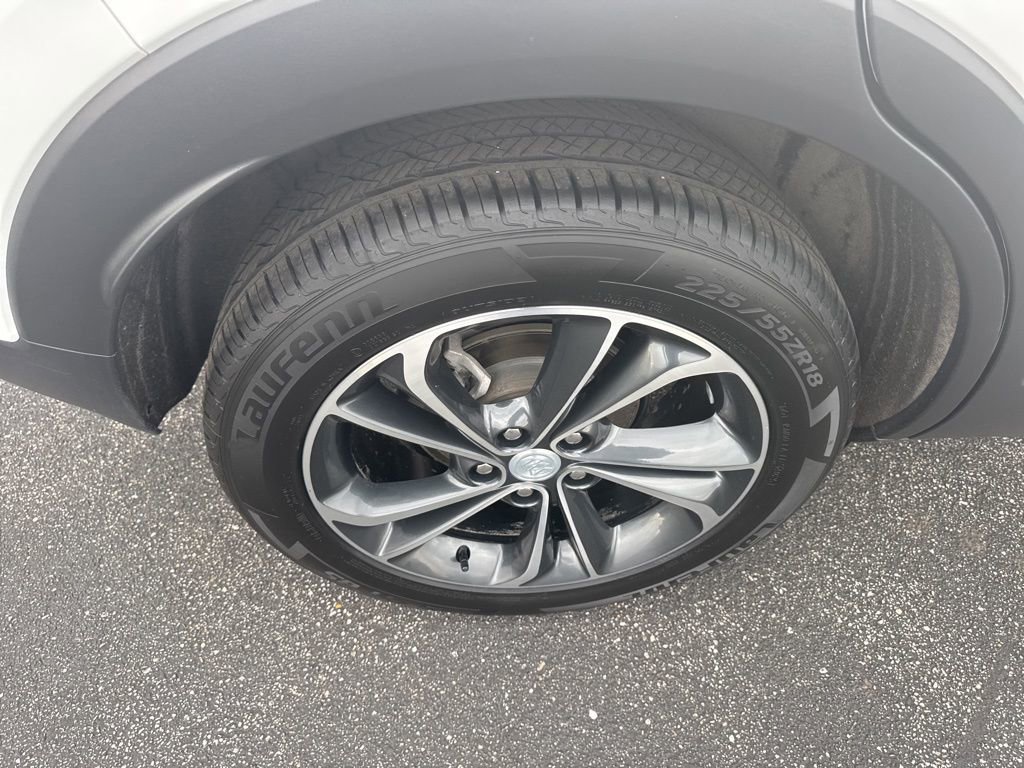 Used 2023 Buick Encore GX Select AWD/4WD image 17