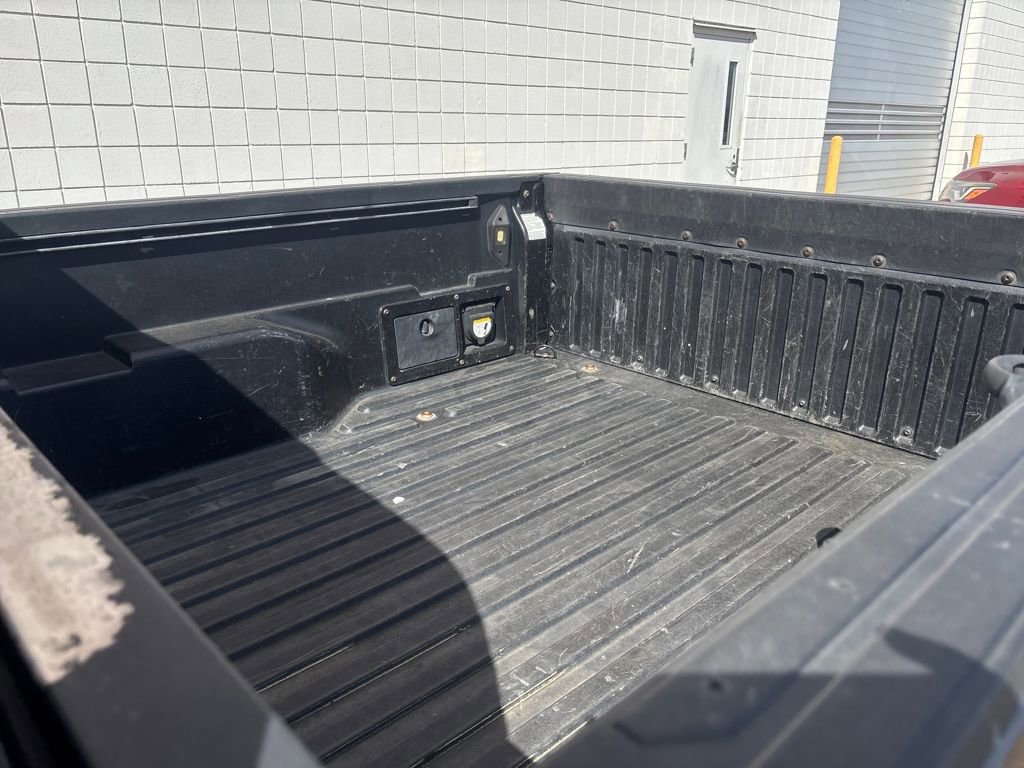 Used 2018 Toyota Tacoma TRD Sport w/ Technology Package image 30