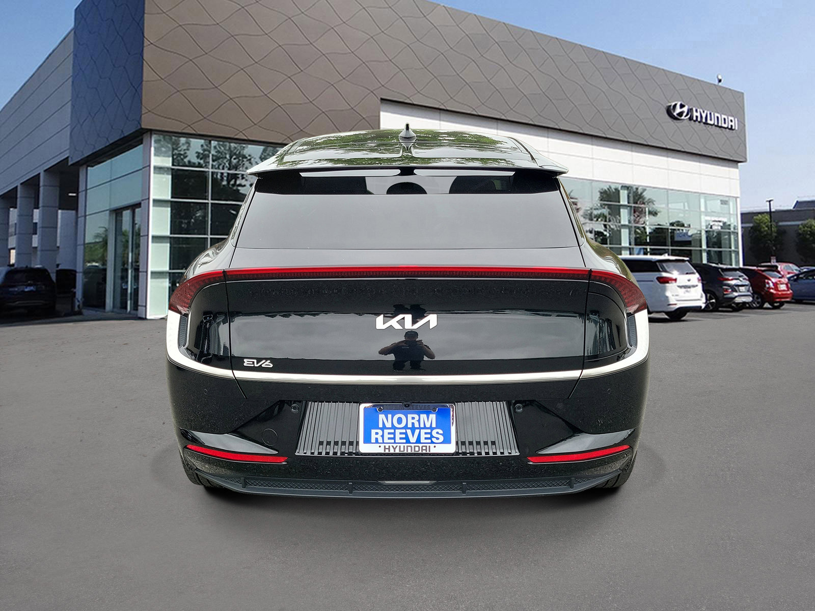Used 2024 Kia EV6 Wind RWD image 4