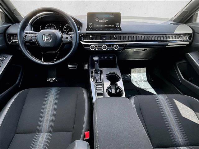 Used 2025 Honda Civic Sport image 16