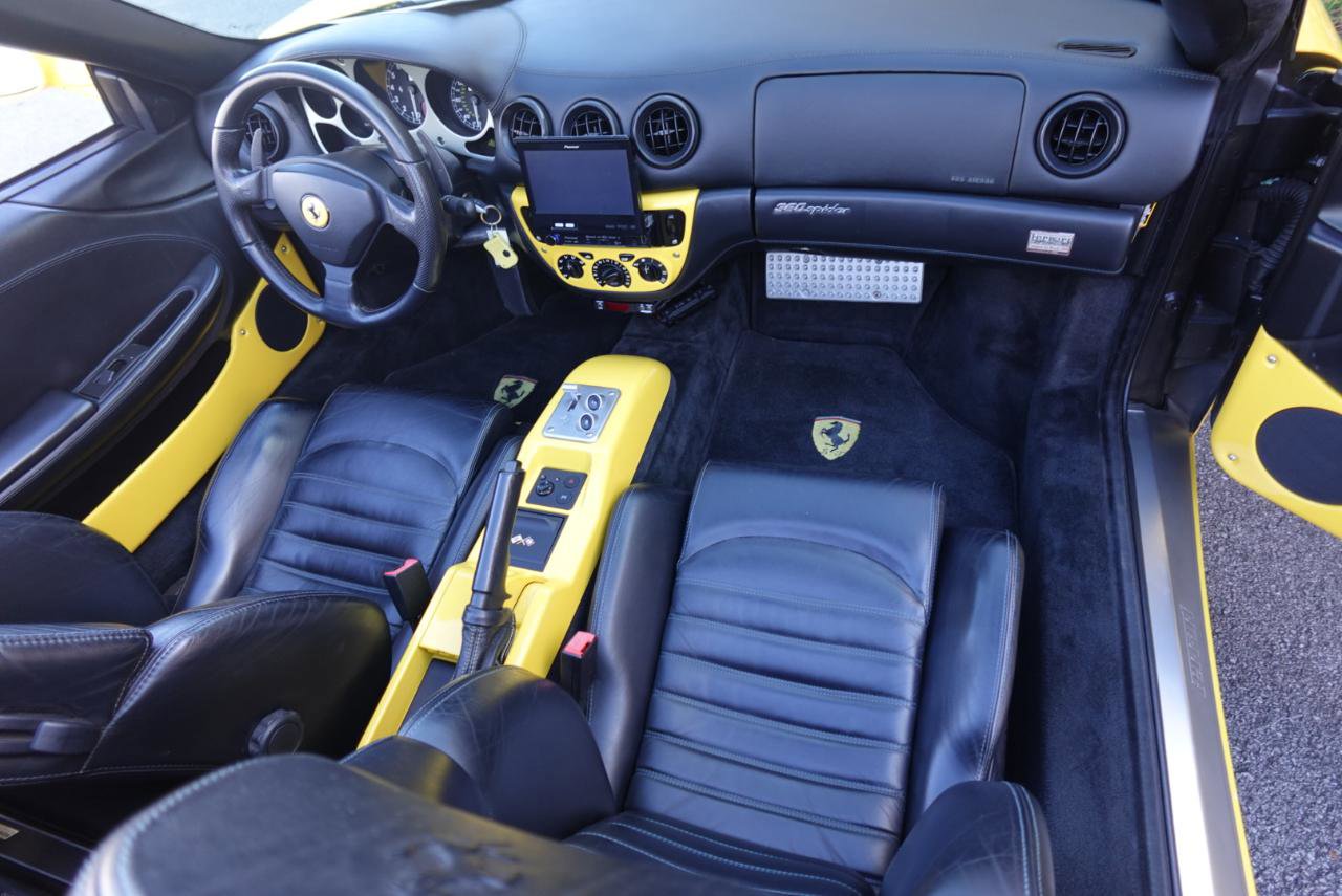 Used 2001 Ferrari 360 Spider image 17