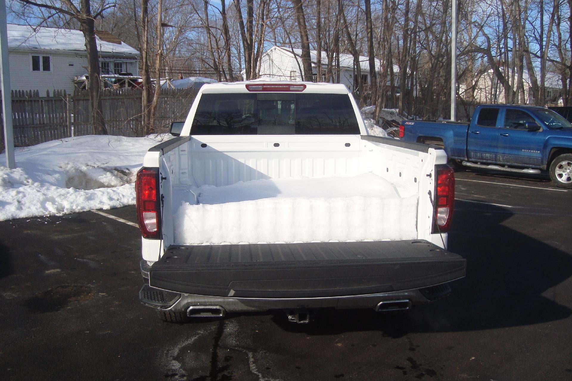 New 2026 GMC Sierra 1500 SLE w/ X31 Off-Road Package image 7