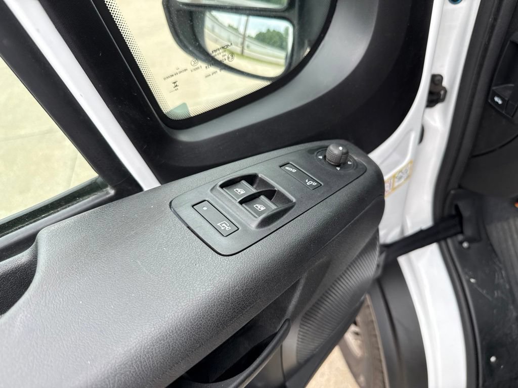 Used 2025 RAM ProMaster 2500 w/ Convenience Group FWD image 24