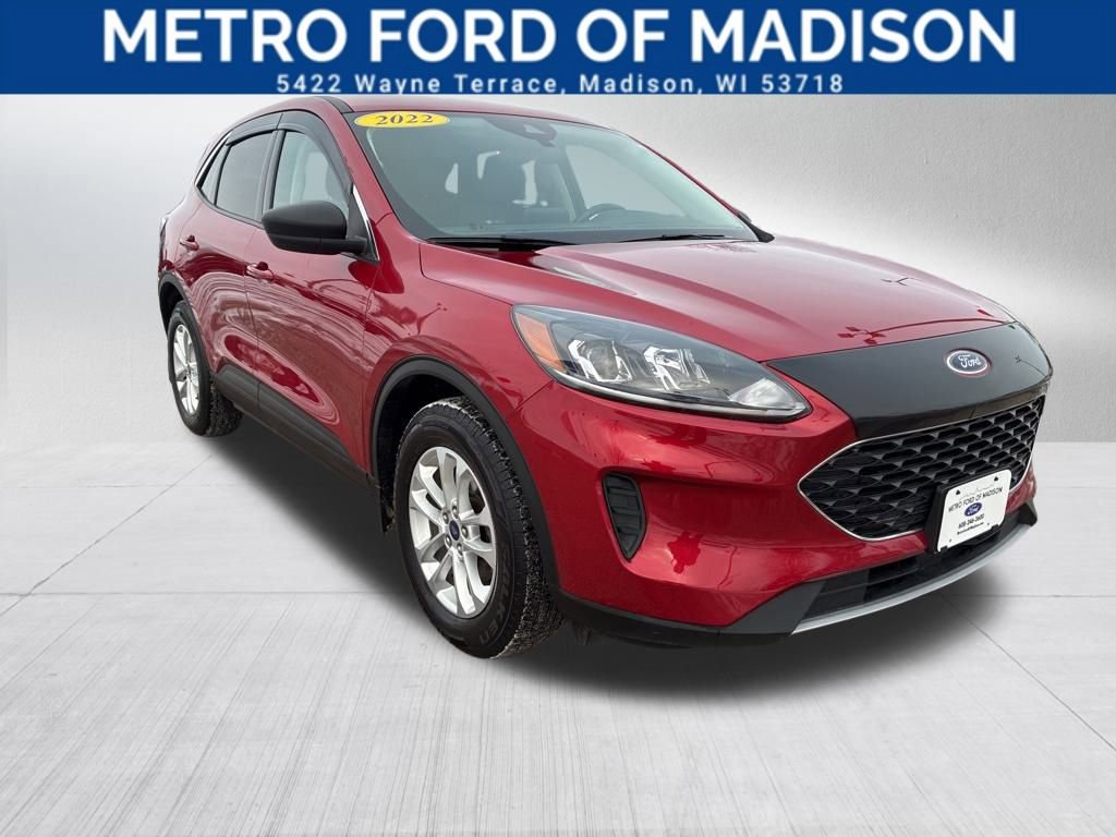 Used 2022 Ford Escape SE image 2