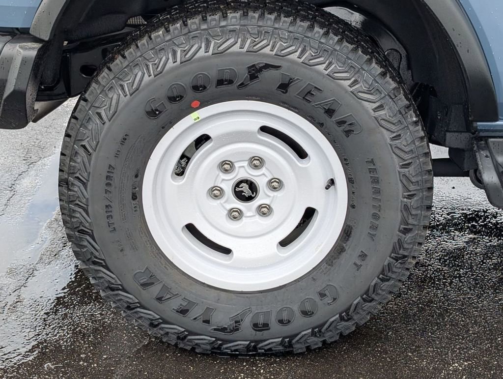 New 2025 Ford Bronco Heritage Edition image 16