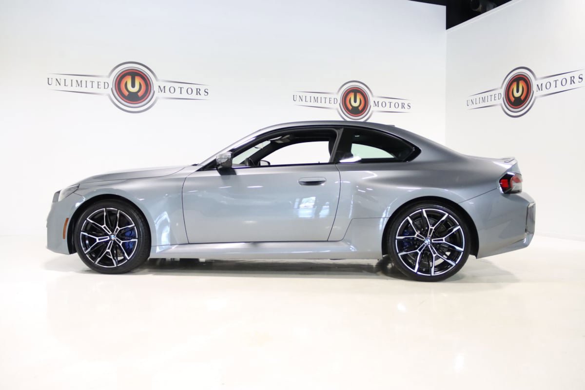 Used 2025 BMW M2 w/ Lighting Package RWD image 41