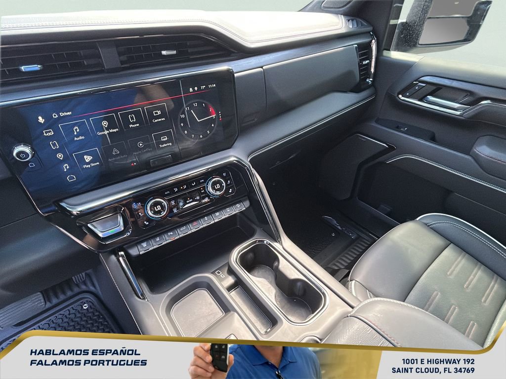 Used 2024 GMC Sierra 2500 AT4X image 25
