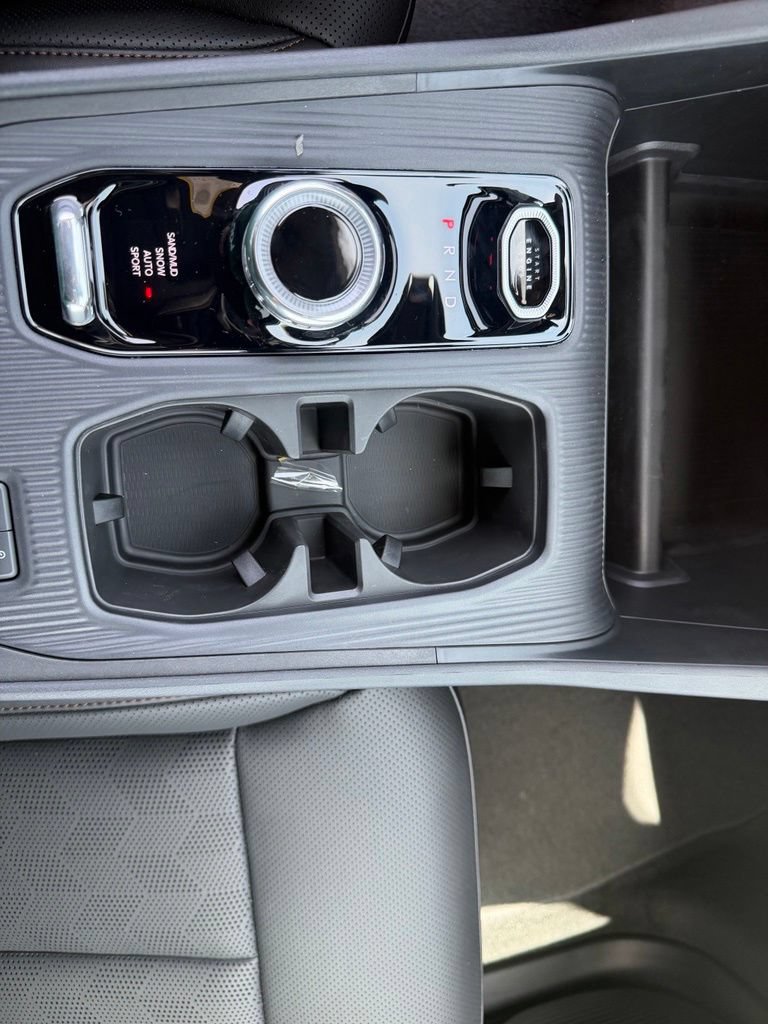 New 2026 Jeep Cherokee Overland AWD/4WD image 17