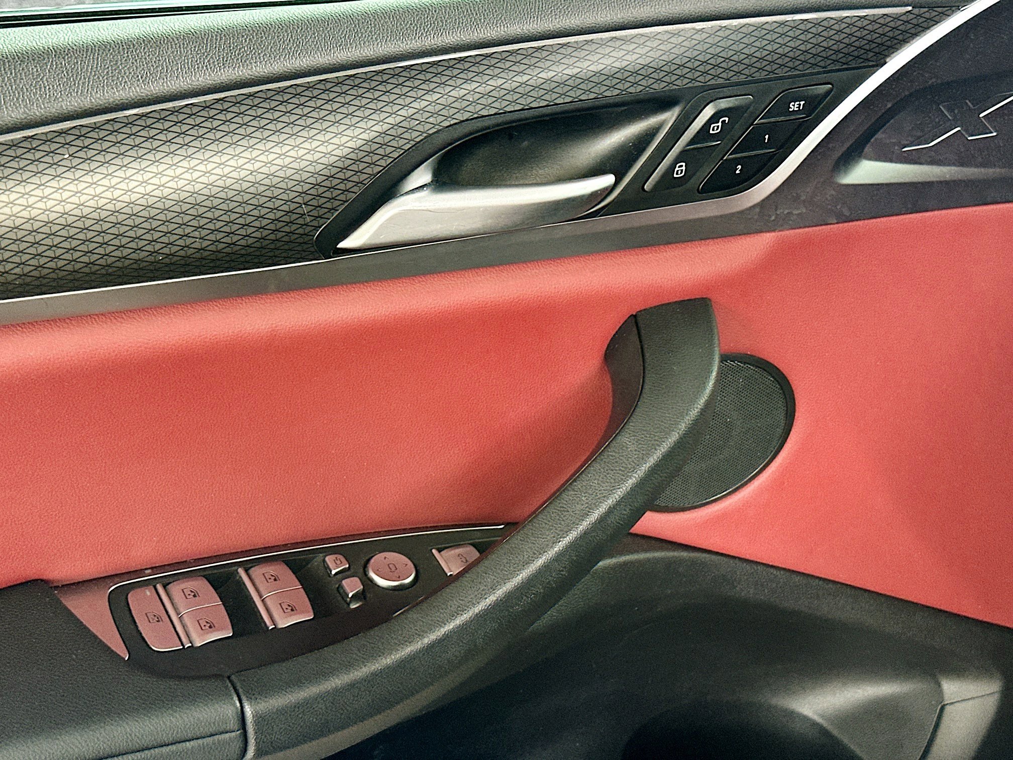 Certified 2024 BMW X4 xDrive30i w/ Premium Package image 18