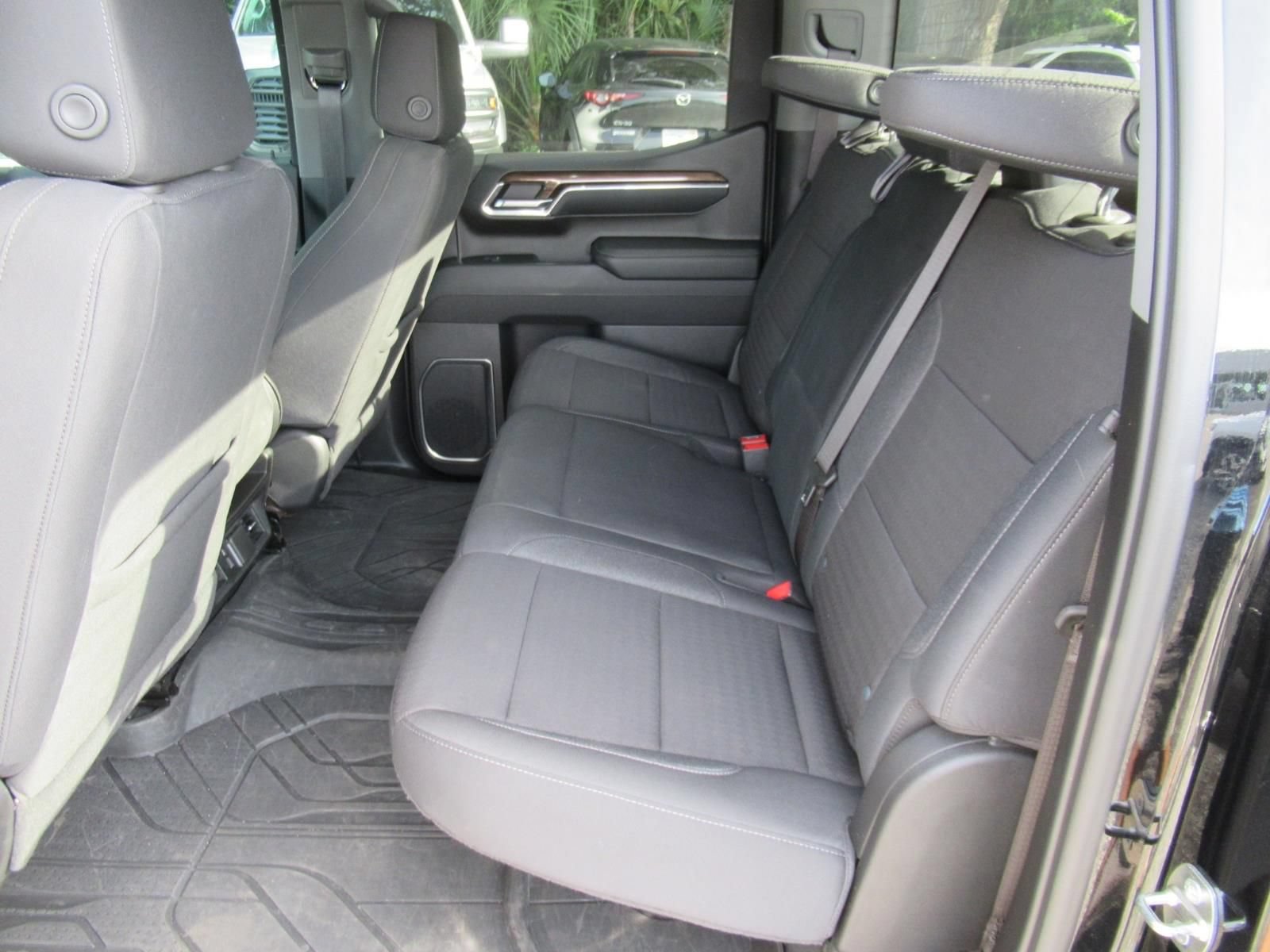 Used 2023 Chevrolet Silverado 1500 RST AWD/4WD image 35