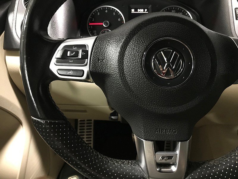 Used 2016 Volkswagen Tiguan R-Line image 24