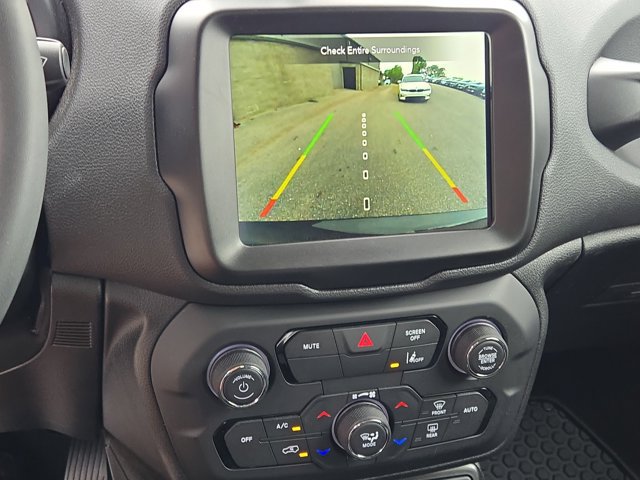 Used 2023 Jeep Renegade Trailhawk AWD/4WD image 27