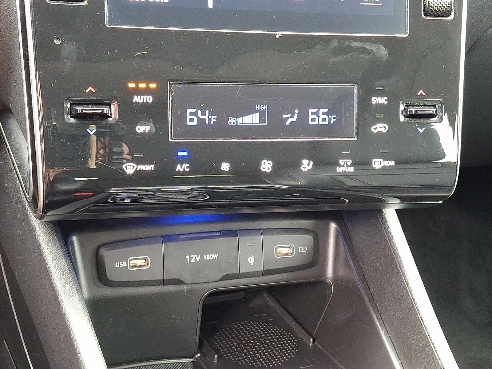 Used 2023 Hyundai Tucson SEL w/ Convenience Package AWD/4WD image 18