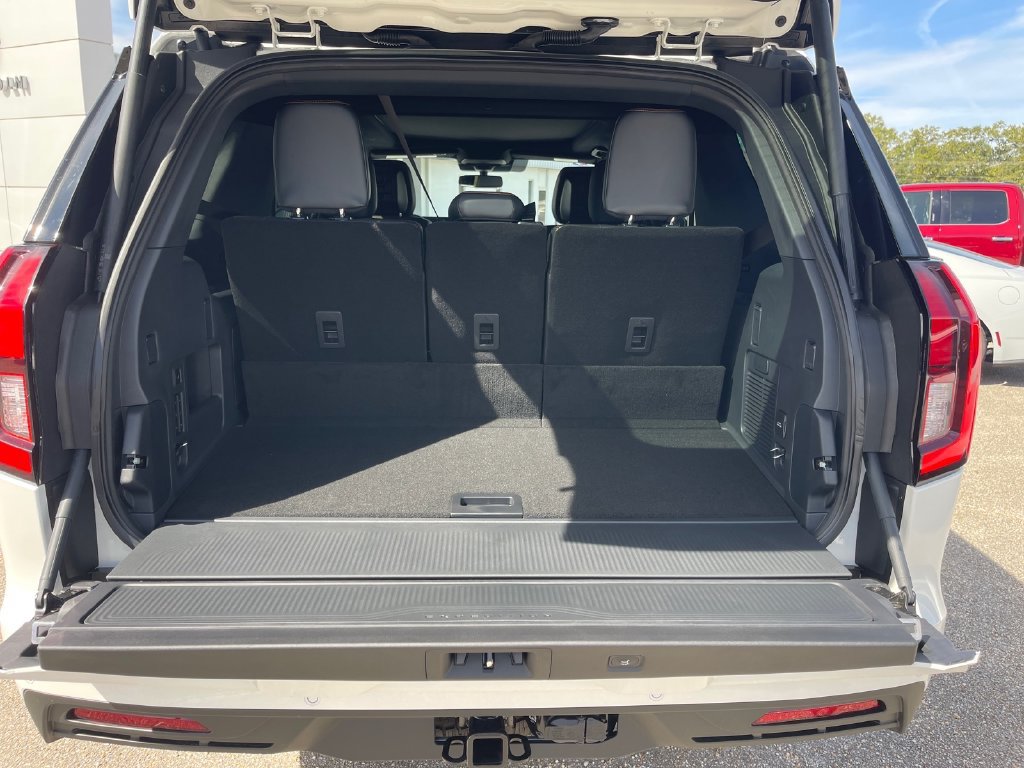 New 2027 Ford Expedition Tremor AWD/4WD image 11