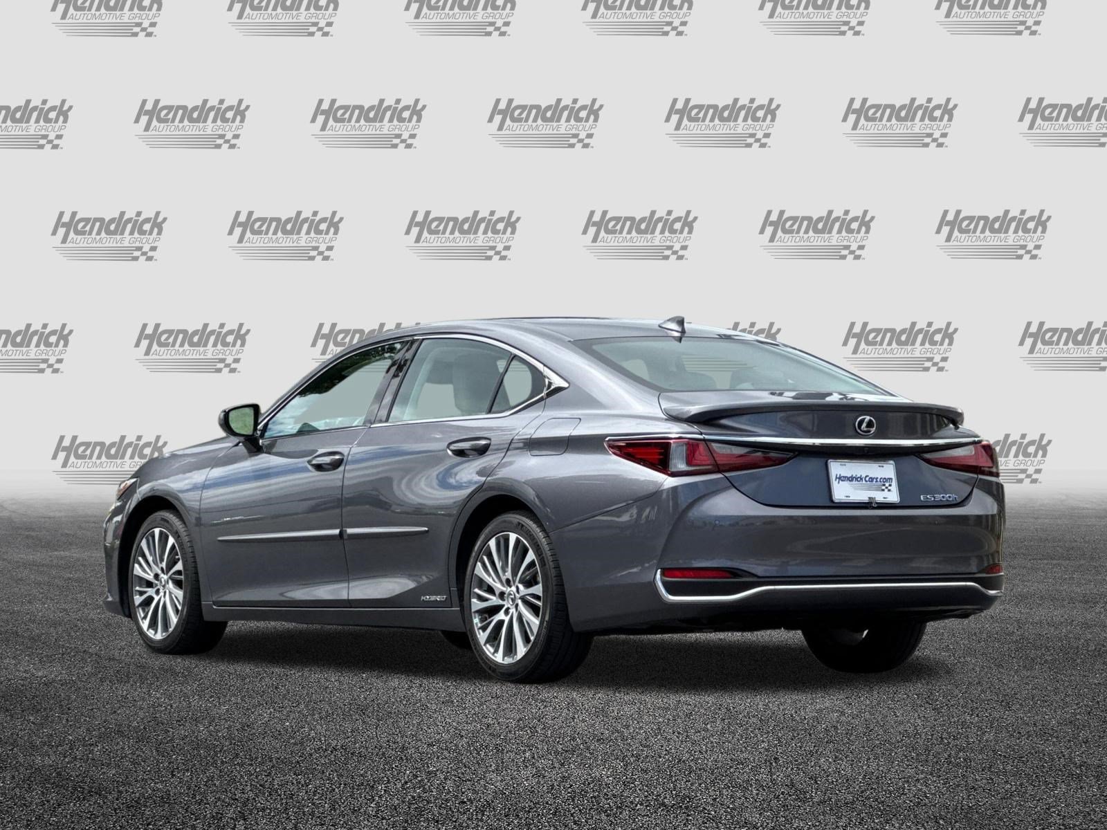 Certified 2020 Lexus ES 300h w/ Premium Package FWD image 7