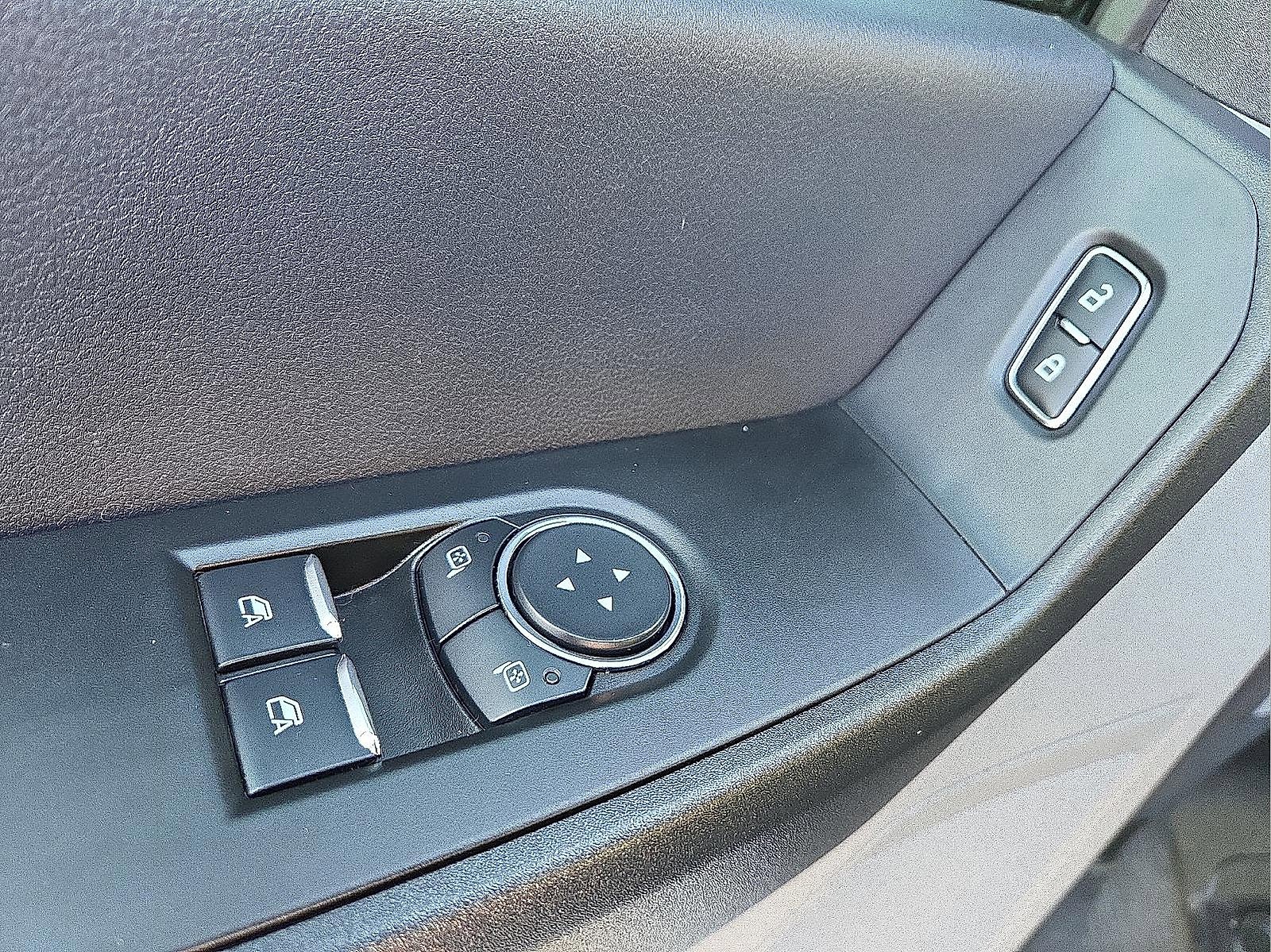 Used 2025 Ford F350 XL image 12