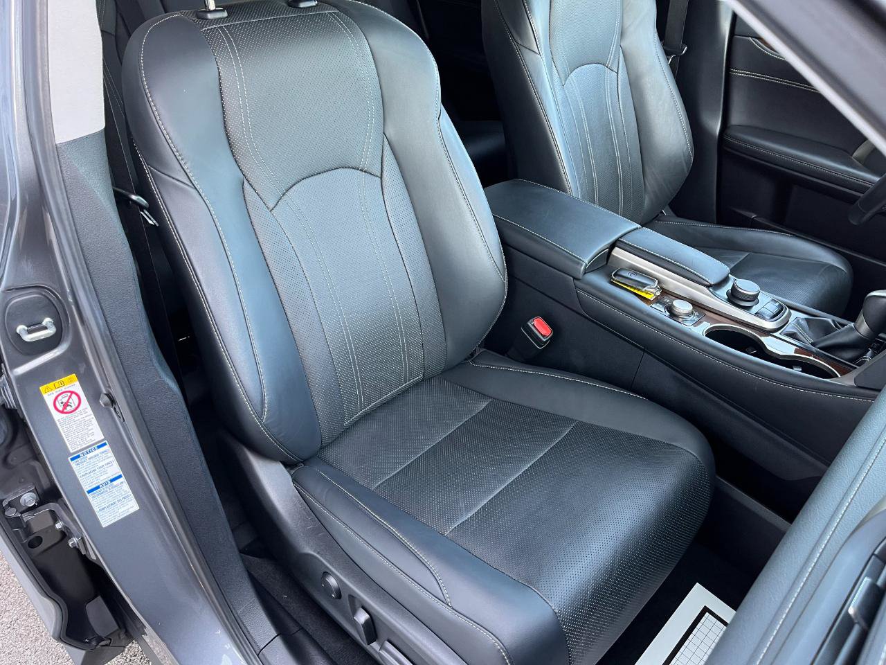 Used 2018 Lexus RX 450h AWD w/ Premium Package image 20