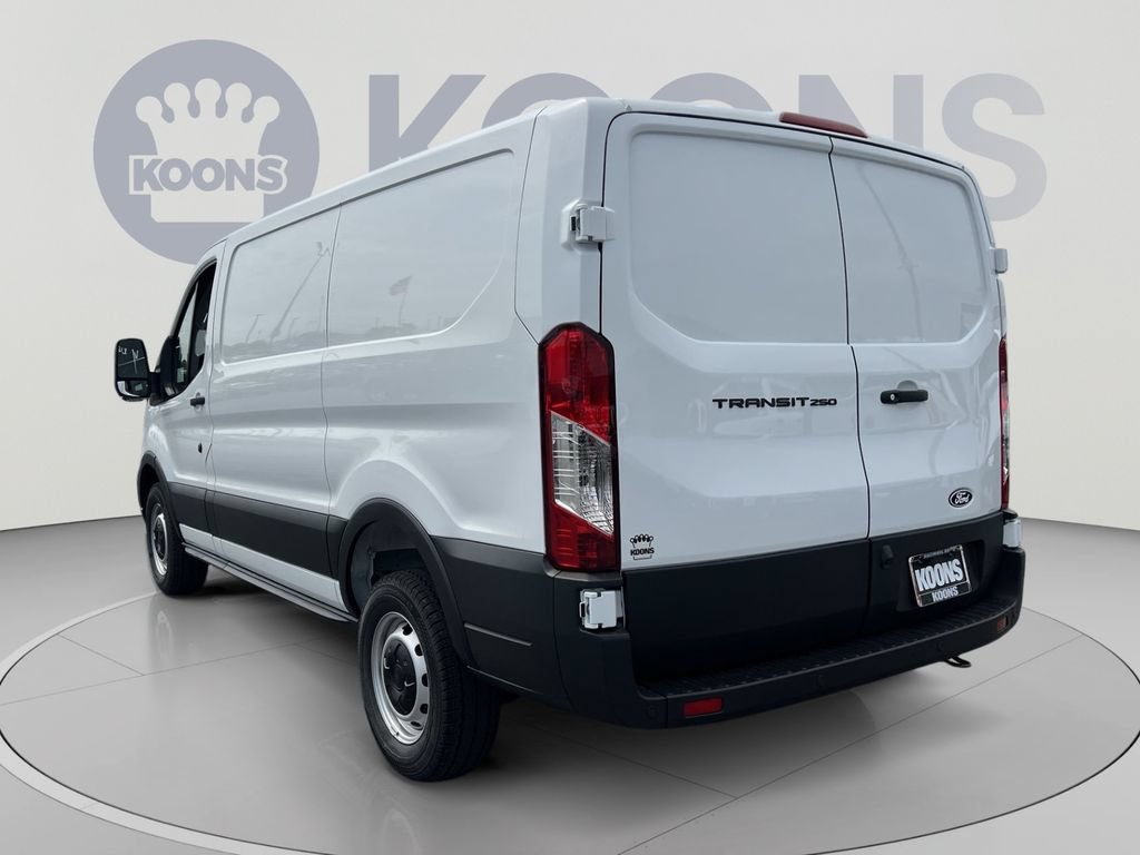 New 2026 Ford Transit 250 Low Roof RWD image 4