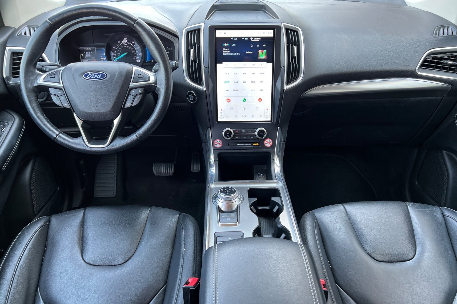 Used 2022 Ford Edge Titanium image 13