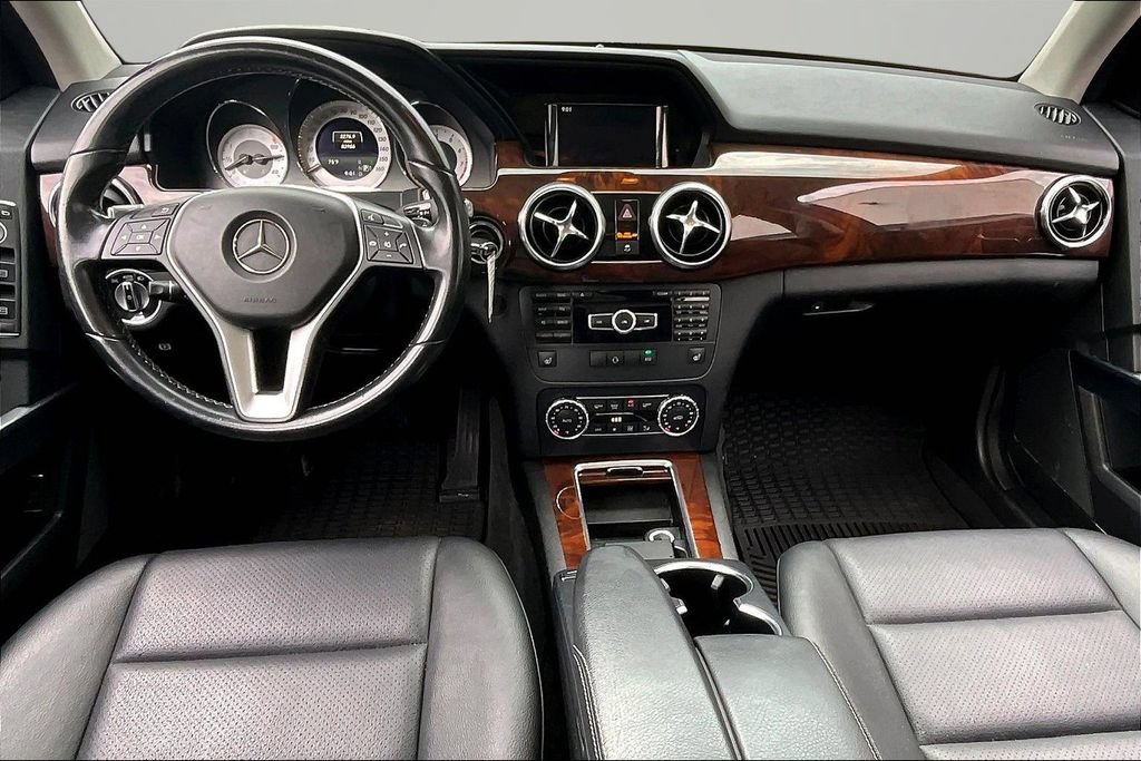 Used 2015 Mercedes-Benz GLK 350 4MATIC image 7