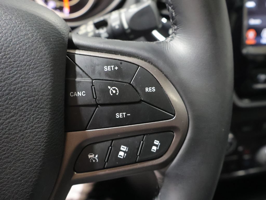 Used 2021 Jeep Cherokee Limited AWD/4WD image 35