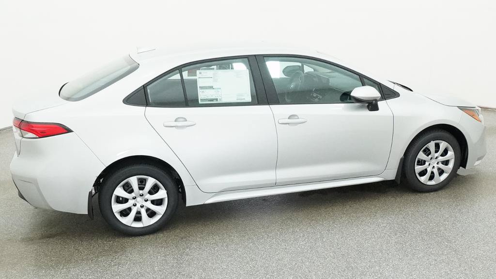 New 2027 Toyota Corolla LE FWD image 13